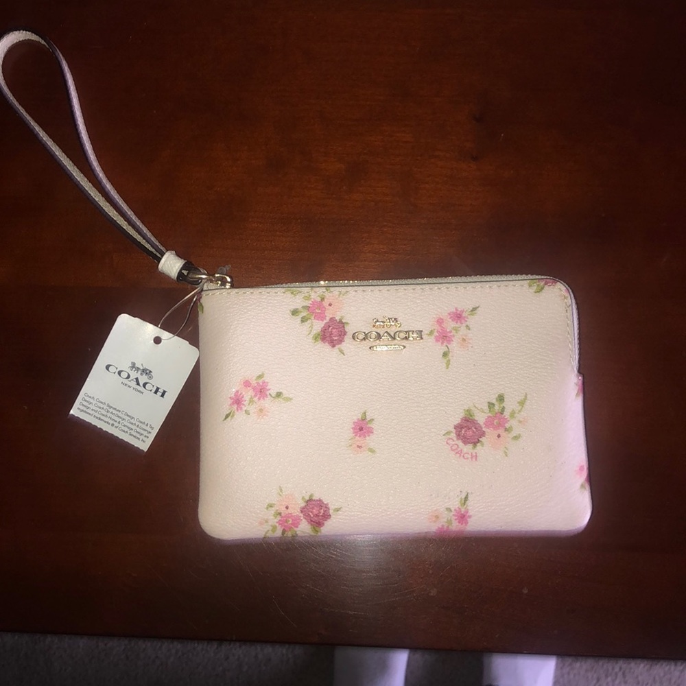 Coach wallet - never used